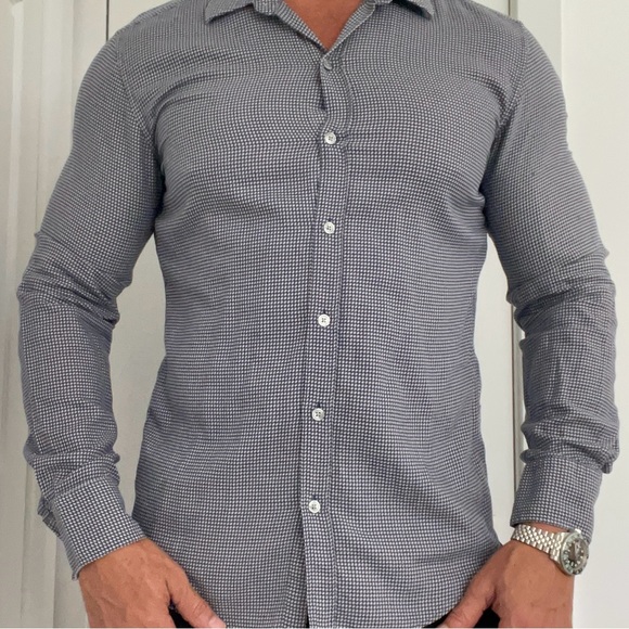 BOSS HUGO BOSS Sharp Fit Dress Shirt-Men Size L Preowned - Picture 7 of 7